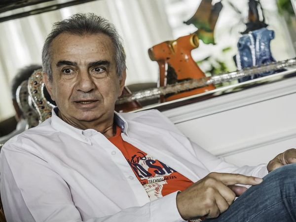 Erhan Yazıcıoğlu Levent’teki mütevazi evinin kapılarını açtı: Diziden kazandığım parayla…