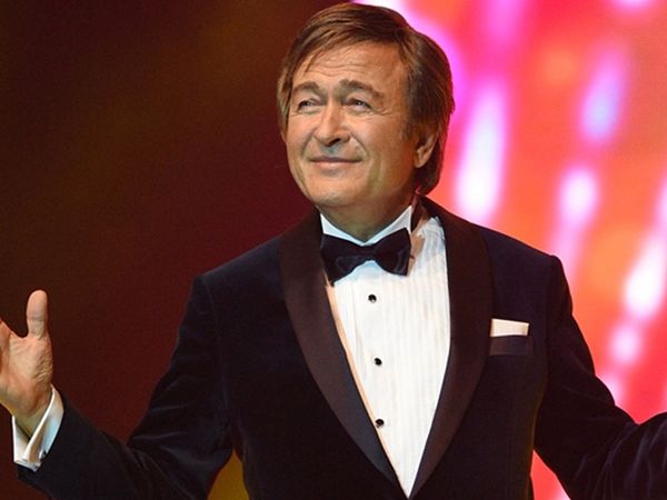Erol Evgin'den Acı Haber! Sanat Dünyasından Mesaj Yağdı