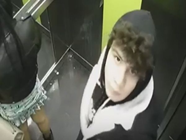 Esenyurt'ta Lüks Bir Rezidans'ın Asansöründe Genç kıza Akıl Almaz Saldırı