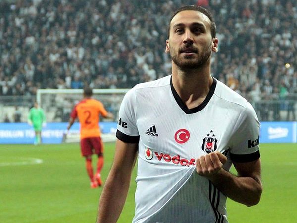 Eski Beşiktaşlı Cenk Tosun'u Al Hilal Transfer Etmek İstiyor!