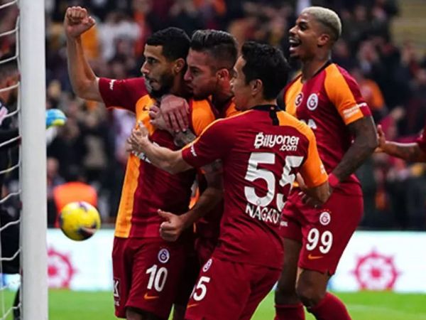 Eski Galatasaraylı Mariano Adana Demirspor İle Anlaşma Sağladı!