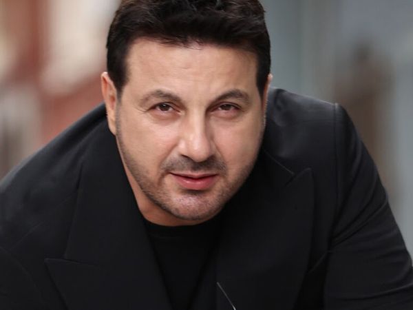 Eski şarkıcı Davut Güloğlu ile vatandaş arasında gerginlik: ''Bana mı vuracaksın?''