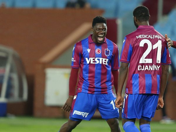 Eski Trabzonsporlu Yıldız Caleb Ekuban Beşiktaş'a Transfer Oluyor!