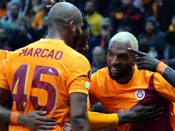Eyüpspor Galatasaray'dan Ryan Babel'i Transfer Ediyor!