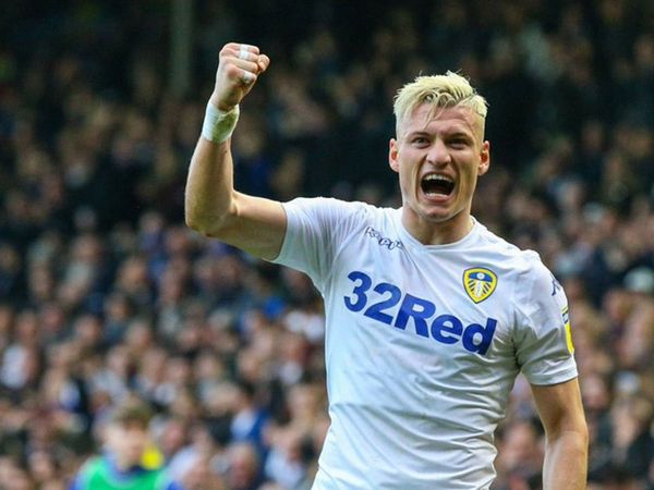 Ezgjan Alioski Trabzonspor’a transfer mi olacak? Trabzonspor Alioski transferi için bastırıyor! Abdullah Avcı Alioski ile görüntülü görüştü