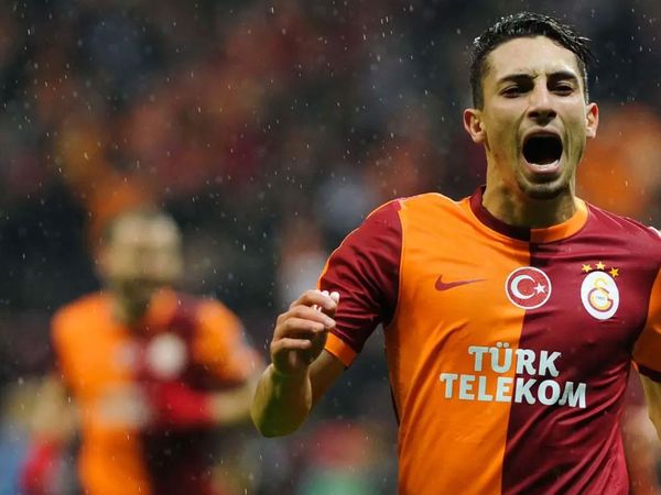 Fenerbahçe, Galatasaray'ın eski futbolcusu Alex Telles'i transferde gündemine aldı!