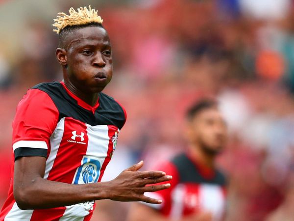 Fenerbahçe Moussa Djenepo'yu Transfer Etmek İstiyor!