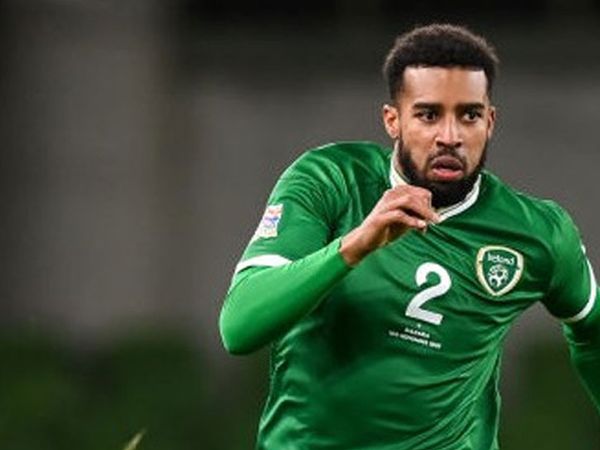 Fenerbahçe sağ bek transferi için gündemine Cyrus Christie'yi aldı!