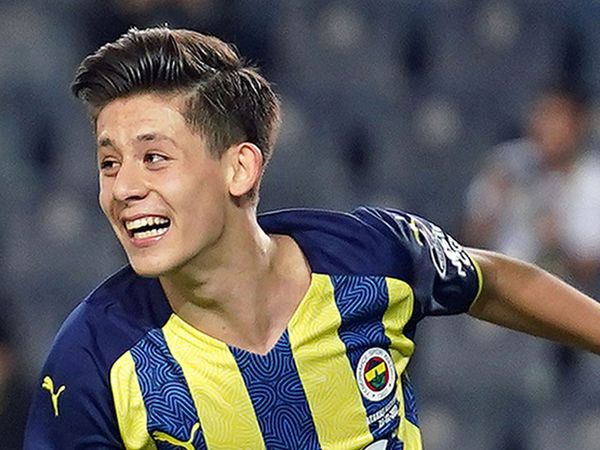 Fenerbahçe'de Arda Güler'in iç transferinde anlaşma sağlandı!
