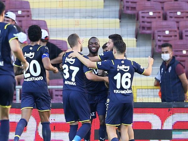 Fenerbahçe'de Atilla Szalai'den Transferi İle İlgili Açıklamalar Geldi!