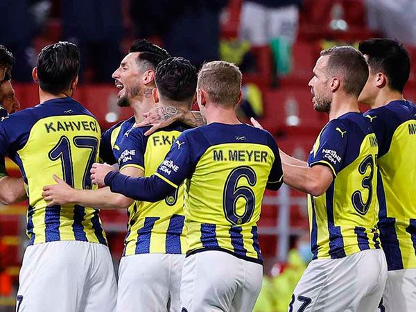 Fenerbahçe'de Max Meyer İle Yollar Ayrılacak!