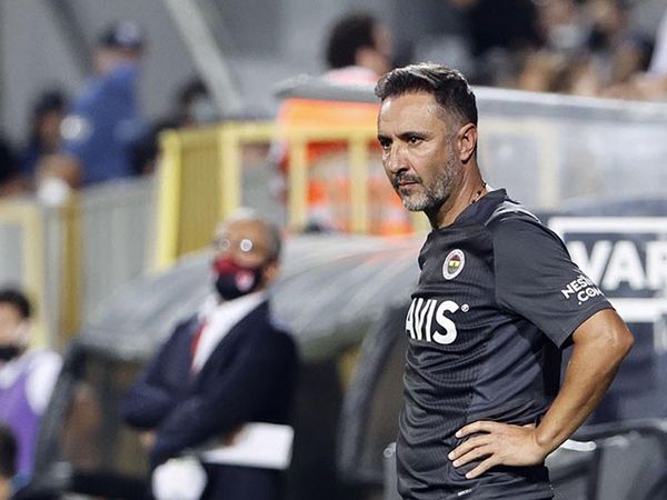 Fenerbahçe'de Vitor Pereira Yönetimden Oscar'ın Transferini İstedi!