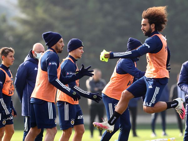 Fenerbahçe'de Yolların Ayrılacağı İsimler Belli Oldu!