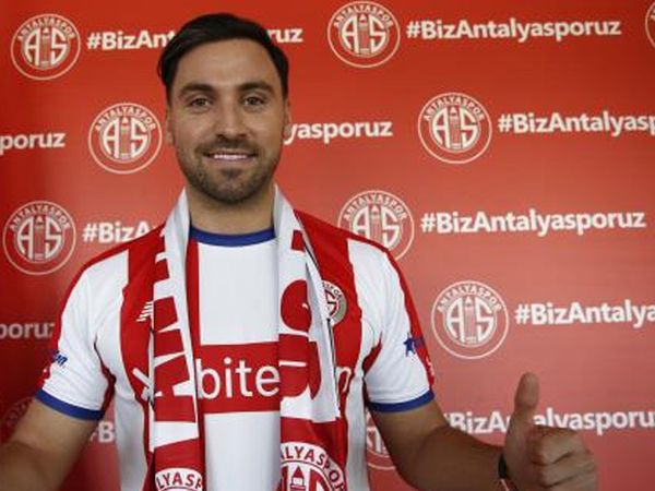 Fenerbahçe'den Antalyaspor'a Transfer Olan Sinan Gümüş Açıklamalarda Bulundu!