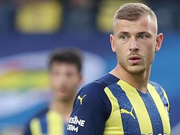 Fenerbahçe'den Midtjylland'a kiralık olarak transfer olan Max Meyer, Danimarka ekibinde istenilen performansı sergileyemedi!
