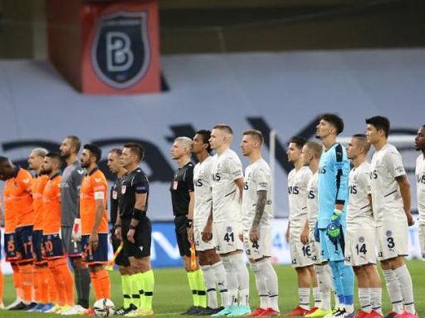 Fenerbahçeli Mergim Berisha'nın Eşi Vesa Vllasaliu, Eleştirilere Sert Yanıt Verdi!