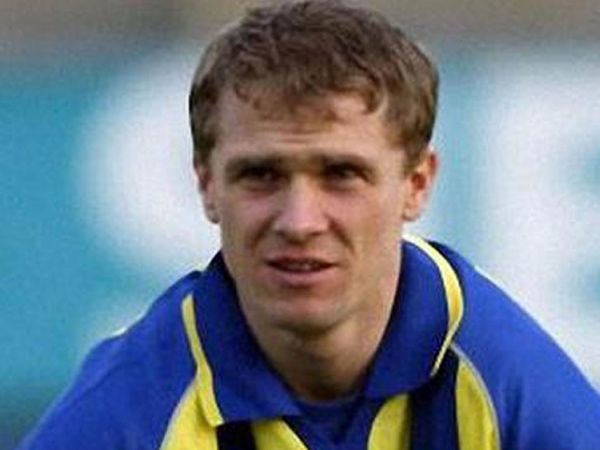 Fenerbahçe'nin eski futbolcusu olan Sergei Rebrov ülkesi Ukrayna'ya dönüp savaşmaya karar verdi!