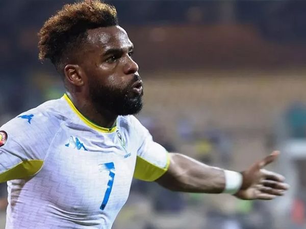 Fenerbahçe'nin Transfer Etmek İstediği Aaron Boupendza İçin Beşiktaş Devreye Girdi!