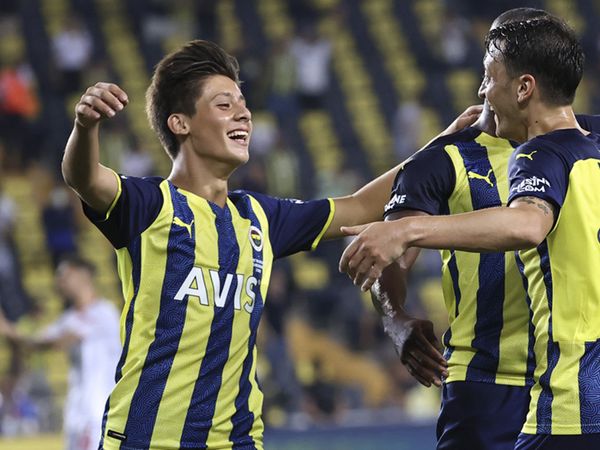 Fenerbahçe'ye Arda Güler'den Kötü Haber Geldi!