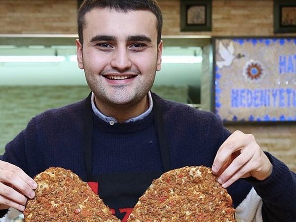 Fenomen CZN Burak hapisle yargılanıyor: Suçu babasının üzerine attı!