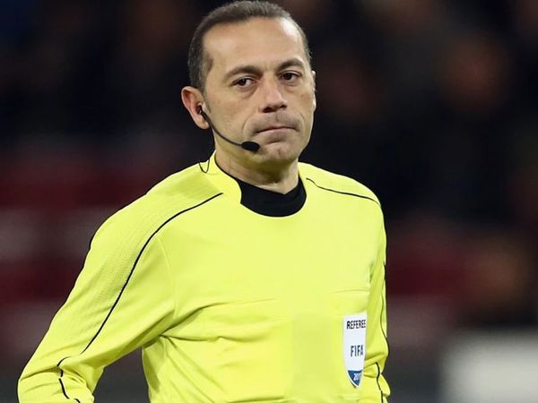 FIFA Kokartlı Hakemimiz Cüneyt Çakır Kimdir?