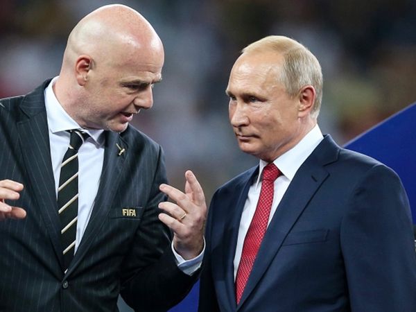 FIFA ve UEFA, Rusya milli takımını ve Rus takımlarını futboldan men ettiğini duyurdu!