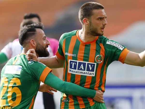 Galatasaray Berkan Kutlu İle Anlaşma Sağladı!