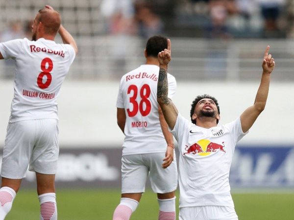 Galatasaray Claudinho'yu Kadrosuna Katmak İstiyor!