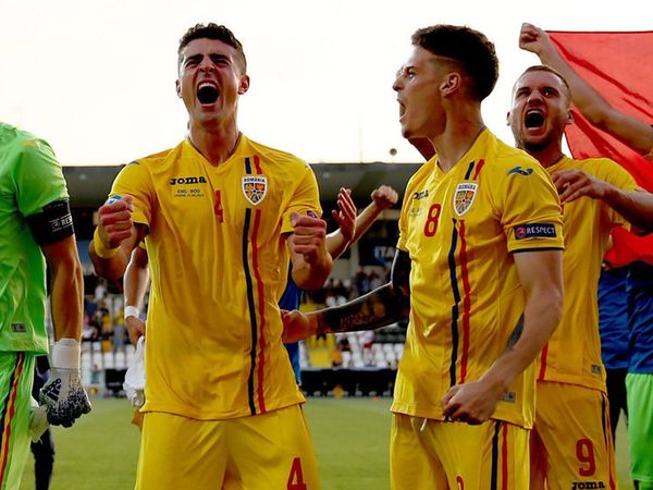 Galatasaray Transferde Dennis Man'i de Radara Aldı!