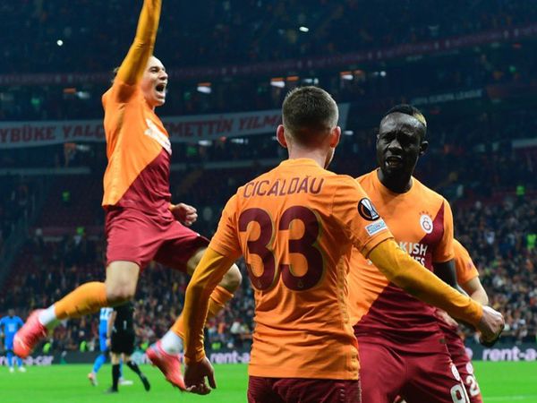 Galatasaray'da Mbaye Diagne Transferinde Soruşturma!