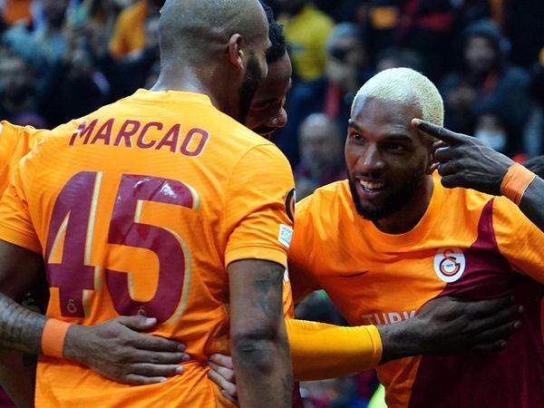 Galatasaray'da Mbaye Diagne'nin Sözleşmesi Feshedildi!