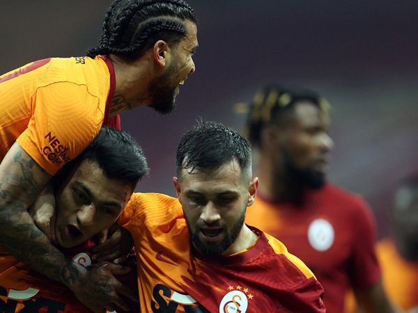 Galatasaray'da Son Anda Transfer Olamayan Mostafa Mohamed'in Formsuzluğu Dikkat Çekiyor!