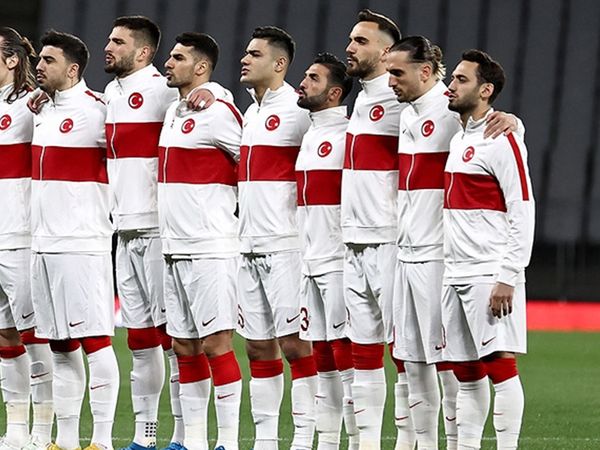Galatasaray'ın Transfer Etmek İstediği Okay Yokuşlu İçin Fulham Devreye Girdi!