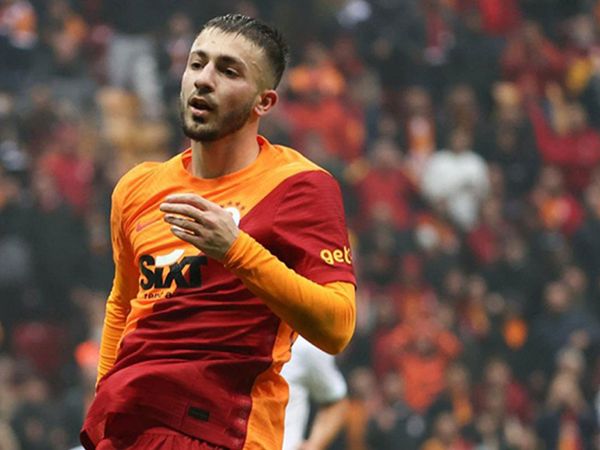 Galatasaraylı Halil Dervişoğlu'nu Real Betis transfer etmek istiyor!