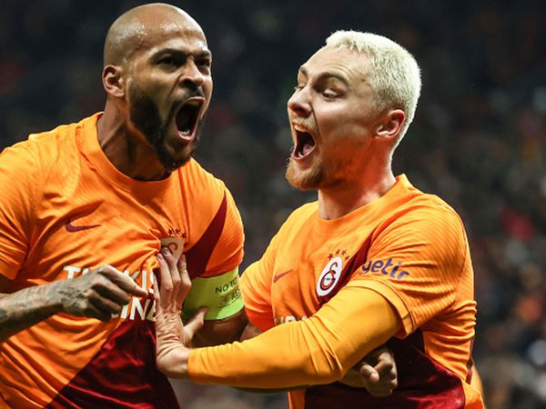 Galatasaraylı Victor Nelsson'u İngiliz ekibi Aston Villa transfer etmek istiyor!