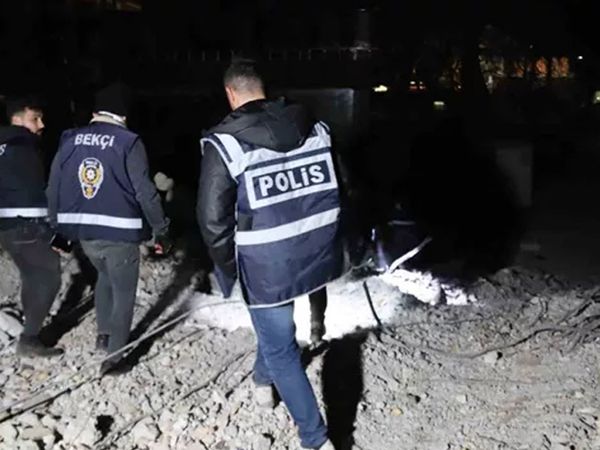 Gaziantep'te depremin 24. gününde enkazdan çığlık sesleri geldi! Polis ekipleri harekete geçti