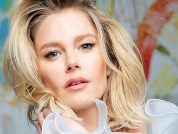 Güzel oyuncu Burcu Biricik'ten müjdeli haber: Bebeğinin cinsiyeti belli oldu!