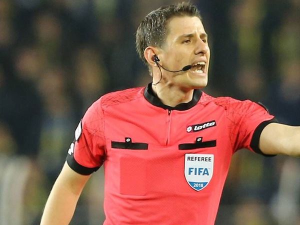 Halil Umut Meler, kaç yaşında, nereli? Halil Umut Meler hangi takımlı asıl mesleği nedir? Halil Umut Meler biyografisi ve hayatı