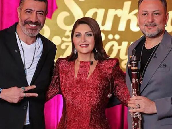 Hüsnü Şenlendirici'den sevenlerini üzen veda! Sosyal medya hesabından duyurdu