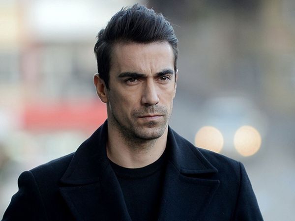 İbrahim Çelikkol'un Orman Yangınlarında Gururlandıran Fotoğrafları