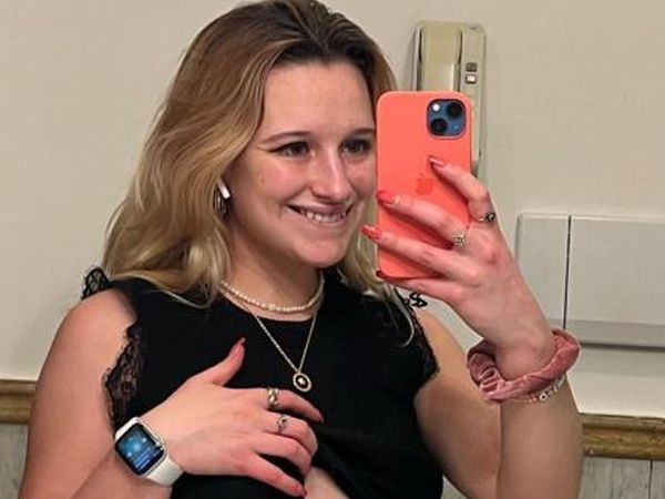 İngiltere'de Genç Bir Kadın Yetişkin Oyuncaklarıyla Oynarken Hastanelik Oldu