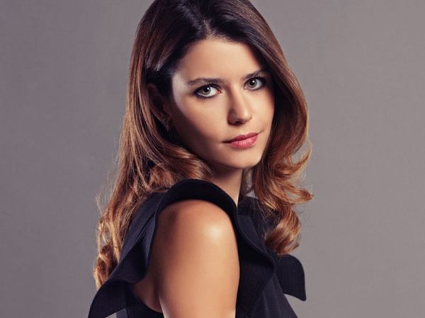 İstanbul İçin Son Çağrı filmiyle dikkatleri üzerine çekmişti: Ödül törenindeki sahne tarzı olay oldu!