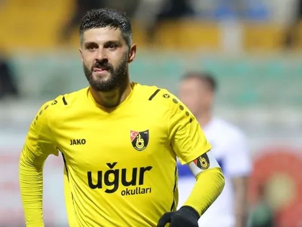 İstanbulspor'un Süper Lig'e çıkma başarısında önemli rol oynayan İbrahim Yılmaz'ın transferi için Antalyaspor devreye girdi!