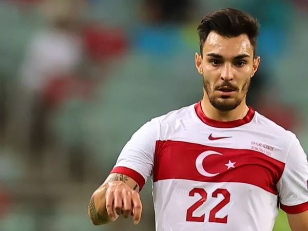 Kaan Ayhan Kimdir?
