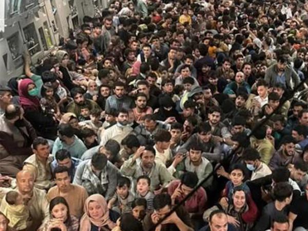 Kabil Havalimanı'ndan Kalkan ABD Kargo Uçağı Uganda'ya İndi!