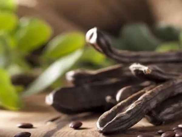 Keçiboynuzu özünün faydaları ve zararları nelerdir?