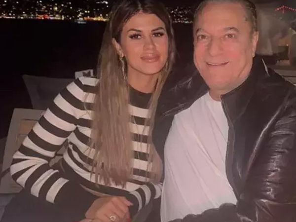 Kendisinden yaşça küçük sevgilisi olan ünlüler
