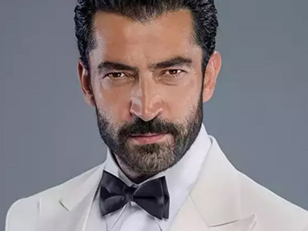Kim Milyoner Olmak İster'in sunucusu Kenan İmirzalıoğlu askerlik fotoğraflarıyla gündem oldu! Gören tanıyamadı!