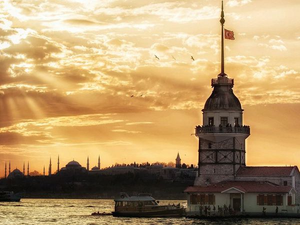 Kız Kulesi Efsanesi Nedir?
