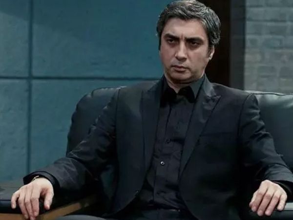 Kurtlar Vadisi Polat Alemdar'ı Necati Şaşmaz'ın fabrikasında yürekleri ağıza getiren patlama: İtfaiye ekipleri sevk edildi!